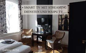 Haus Krabbe Zimmer Ohne Kueche, Fuer 1-2 Personen, Doppelbett, Zentral Gelegen Zwischen Cuxhaven Und Bremerhaven, Hunde Kostenfrei Willkommen, Kostenfreier Parkplatz